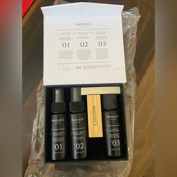 Watson’s Shoe Care Kit - Picture 4 of 6